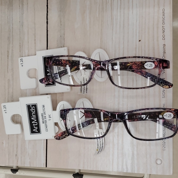 ARTMINDS READING GLASSES - Picture 2 of 3